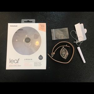 Bellabeat Leaf Urban activity tracker